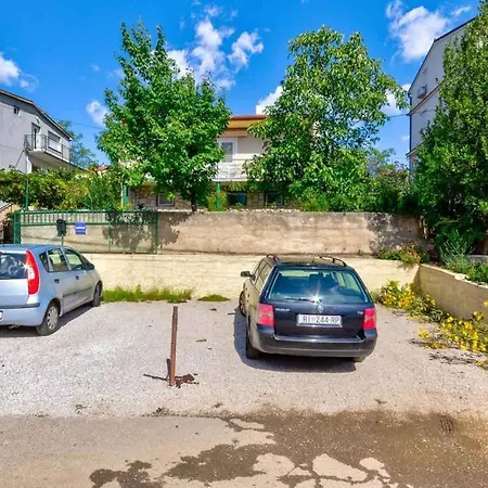 Apartament Two-bedroom In Xxxi *