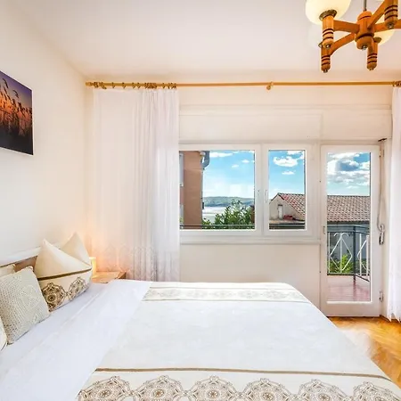 Apartament Two-bedroom In Xxxi *