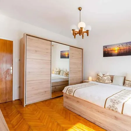 Two-bedroom In Xxxi Crikvenica