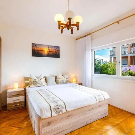 Two-bedroom In Xxxi * Crikvenica