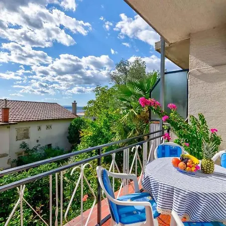 Two-bedroom In Xxxi Crikvenica