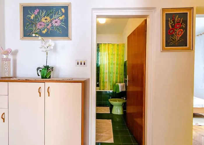 Two-bedroom In Xxxi Appartement Crikvenica