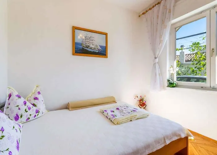 Two-bedroom In Xxxi *